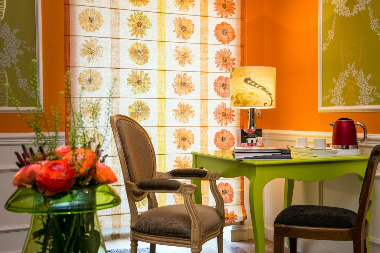 Hotel Spa Frederic Carrion Et Sa Table Gastronomique Vire  Ngoại thất bức ảnh